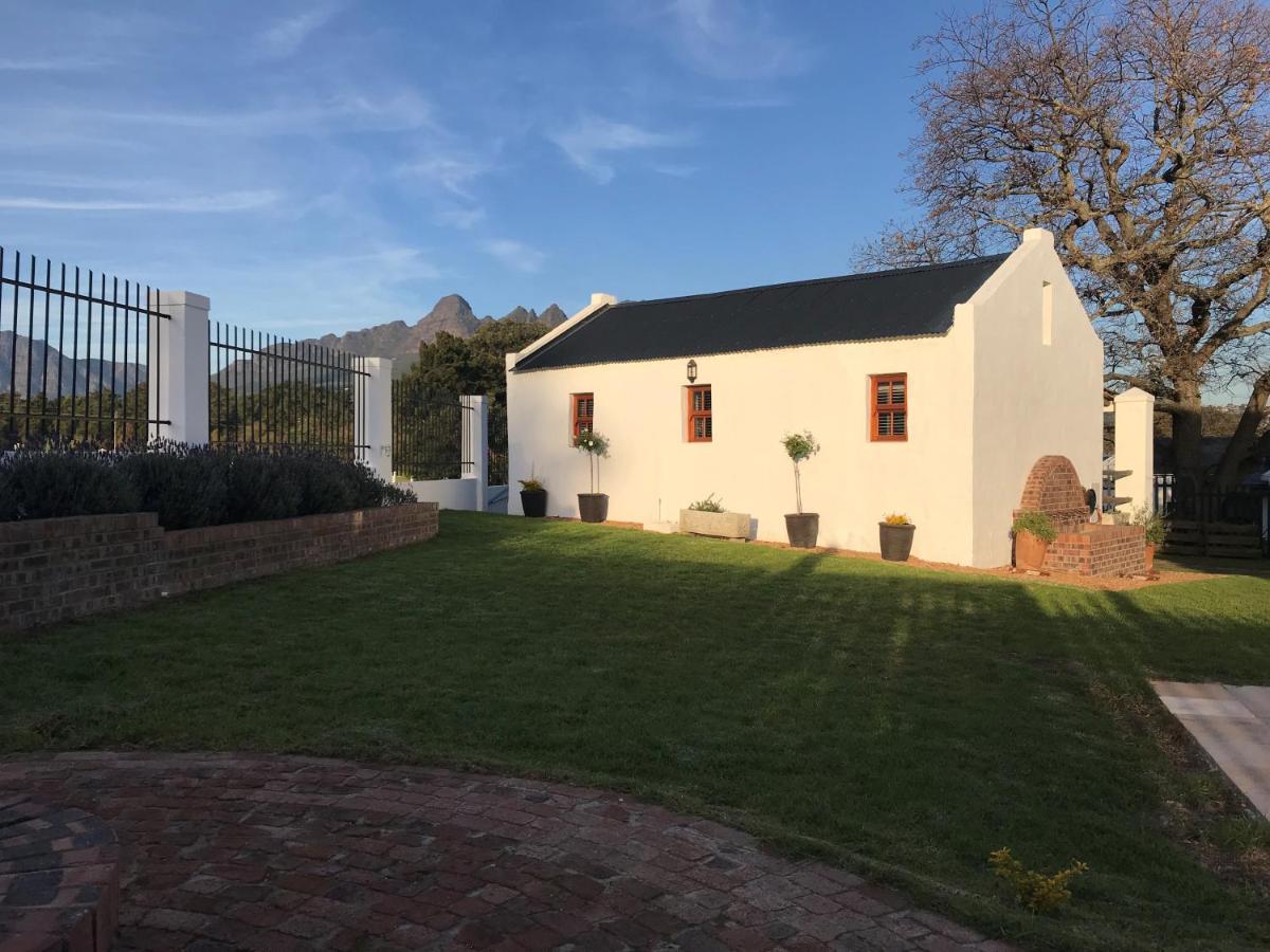 Raithby Winelands Historical Cottage Екстер'єр фото