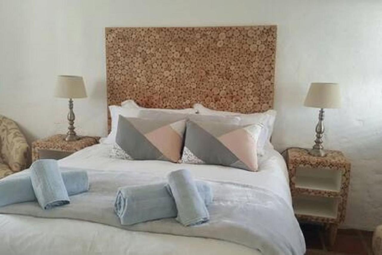 Raithby Winelands Historical Cottage Екстер'єр фото
